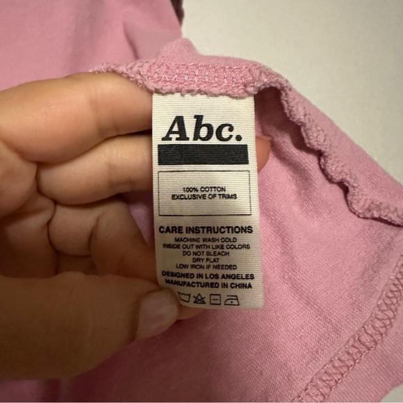 Advisory Board Crystals Men's Pocket T-Shirt in Pink Size XL - Picture 10 of 12